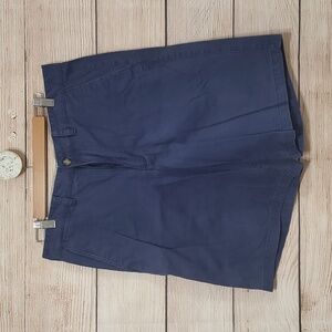 💘 Covington Men's Size 34 Navy Blue Shorts